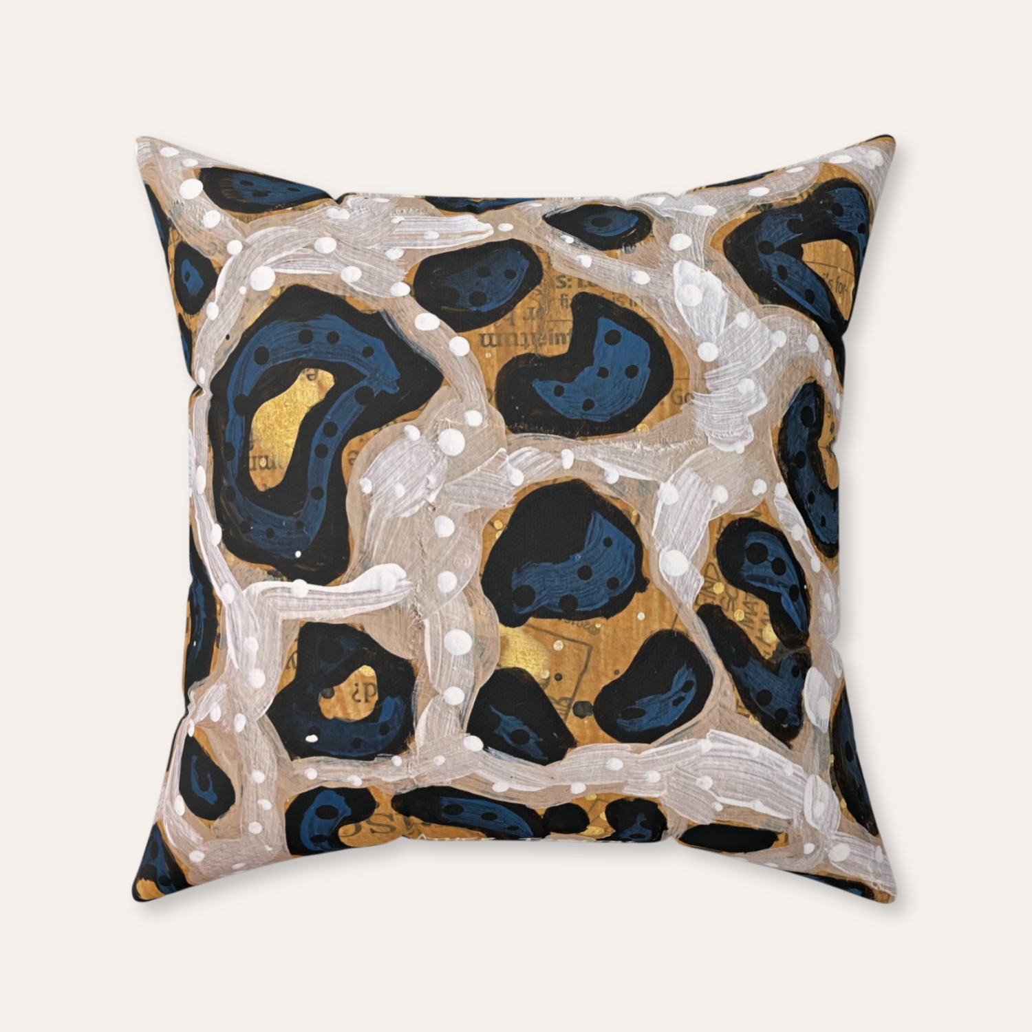 Leopard Lure Velveteen Throw Pillow
