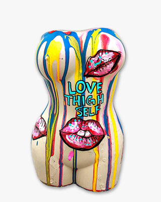 Love Thigh Self Vase